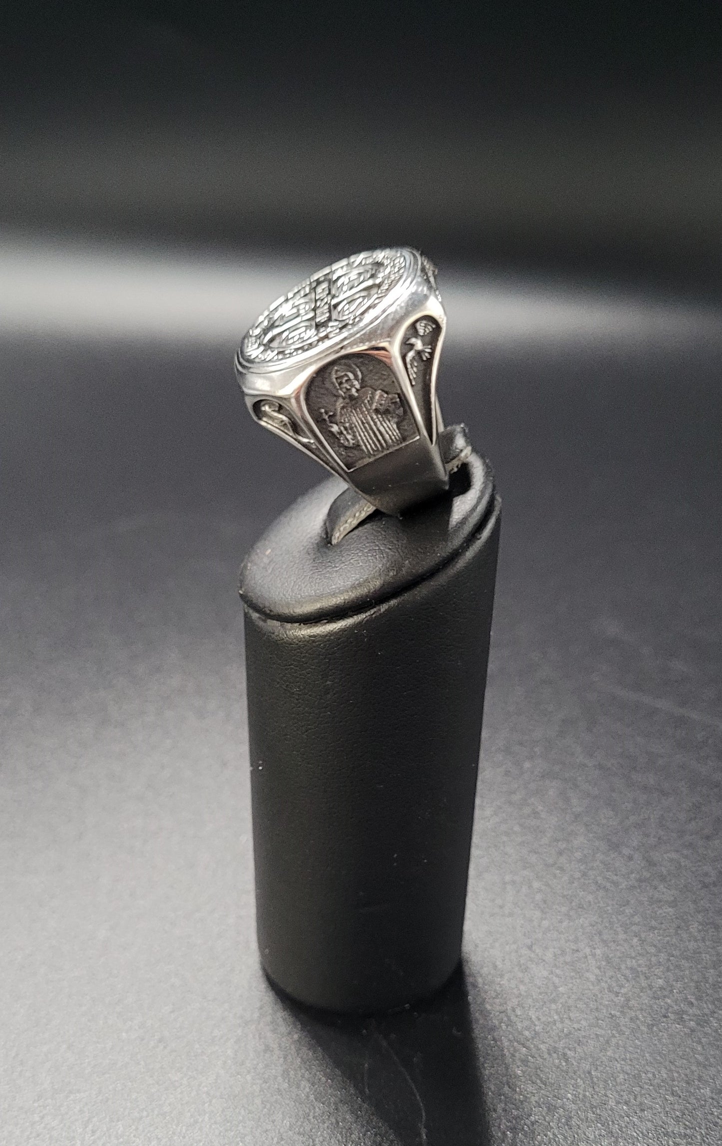 RE-1006 Saint Benedikt