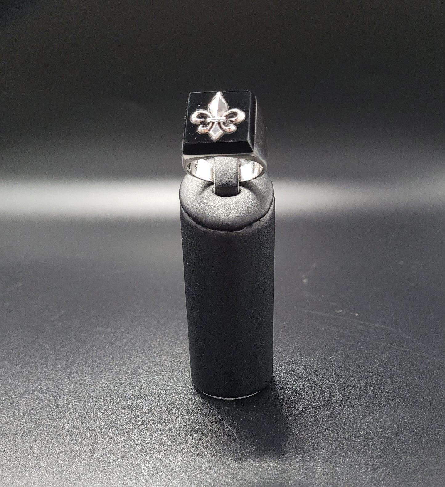 RS-1011 Silberring Lilie quadratischer Onyx schwarz