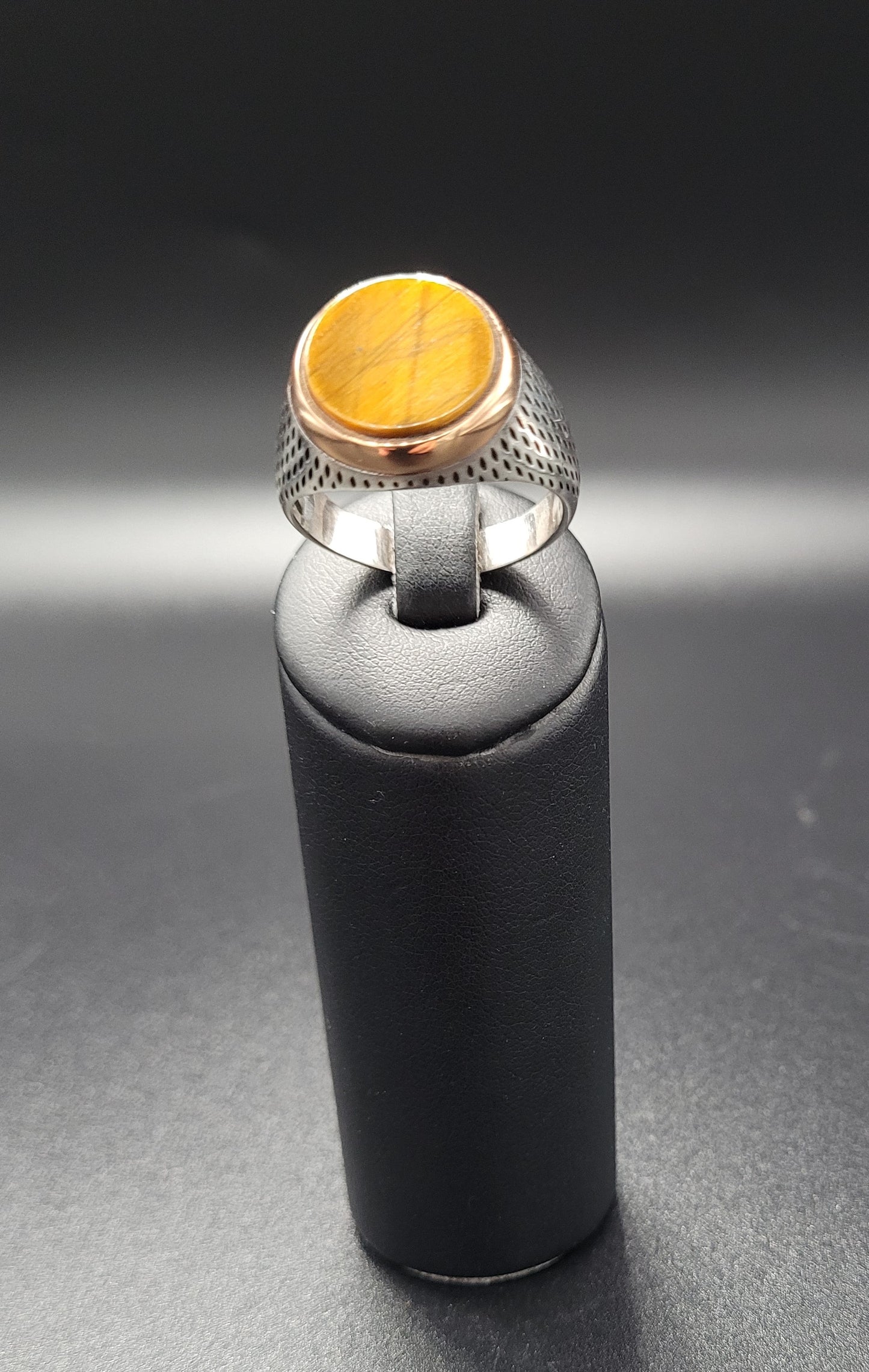RS-1012 Silberring mit Tigerauge rund, Fassung Rosevergoldet