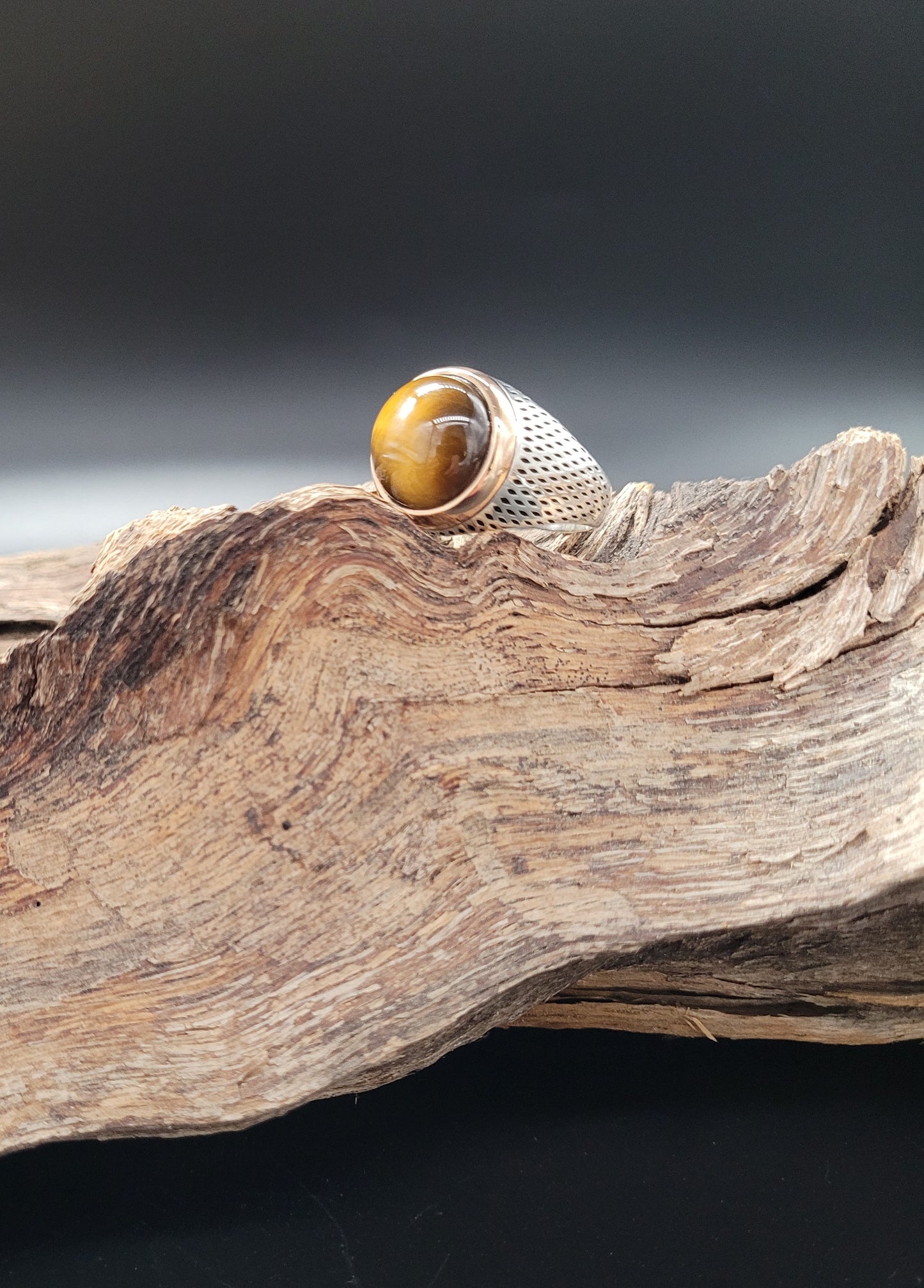 RS-1013 Silberring Tigerauge Halbkugel Fassung Rosevergoldet