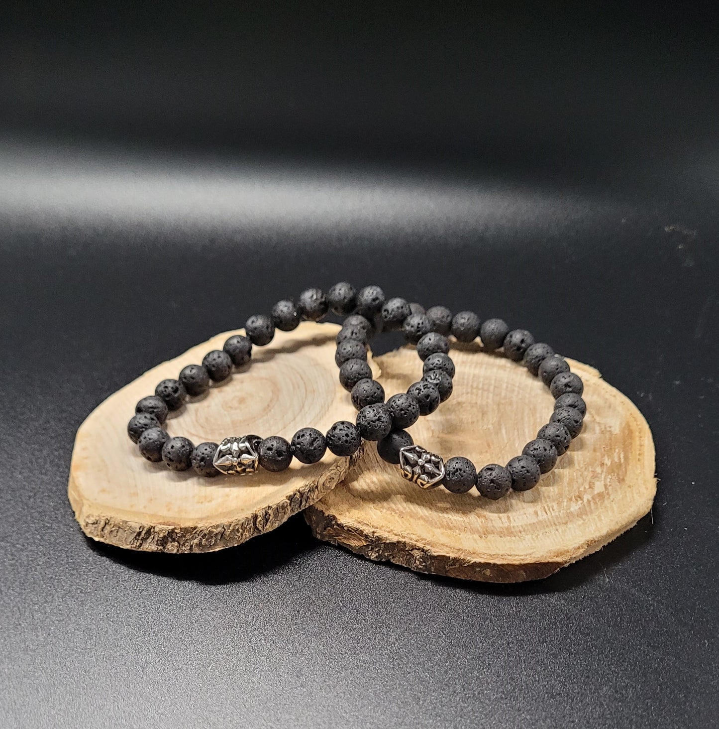ABLAE-2011 Armband Lavastein Gothic