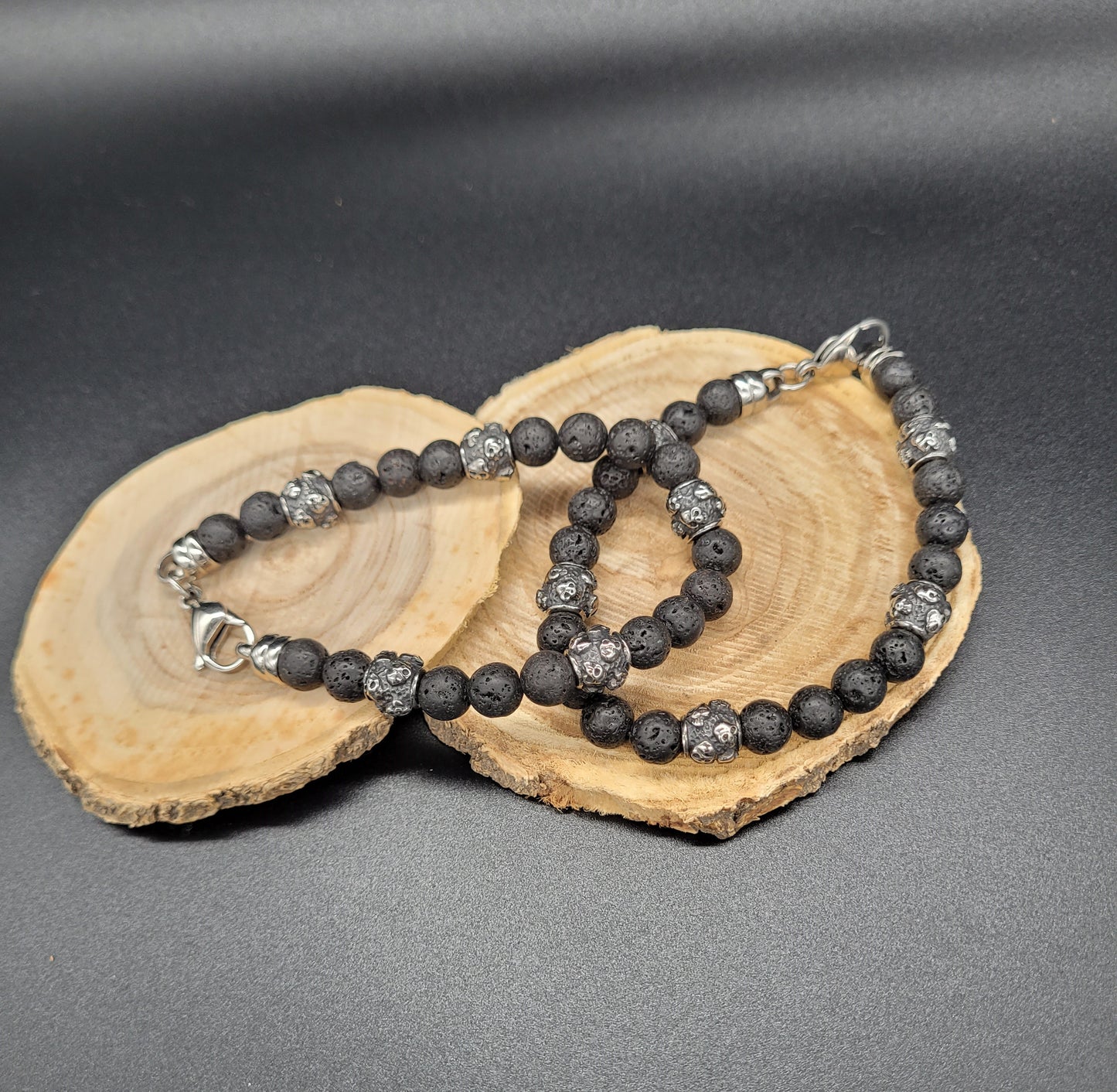 ABLAE-2017 Armband Lavastein EV Skull