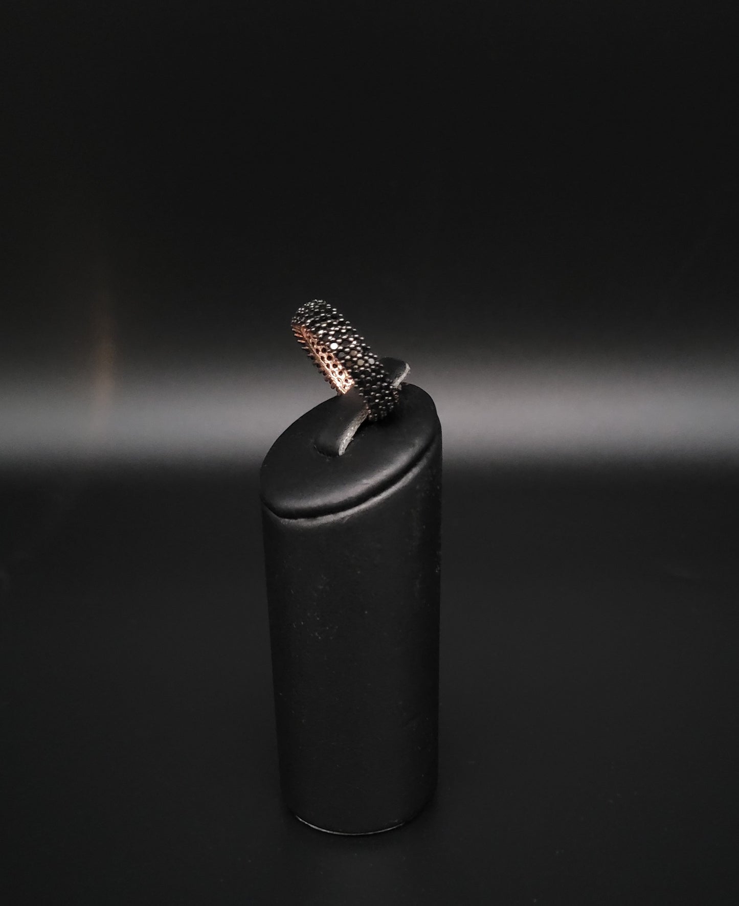 RSR-1004 Silberring rosevergoldet mit schwarzen Zirkonia