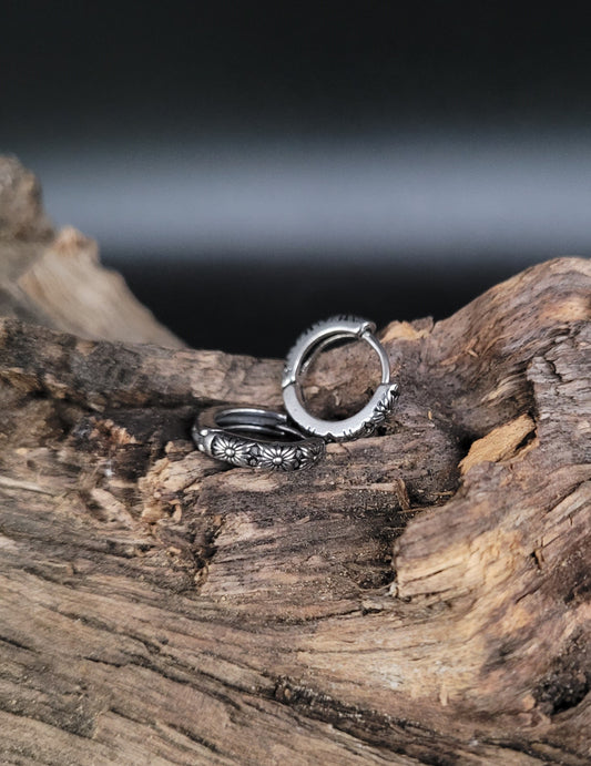 OE-1005 Creole aus Edelstahl  mit floristischem Motiv