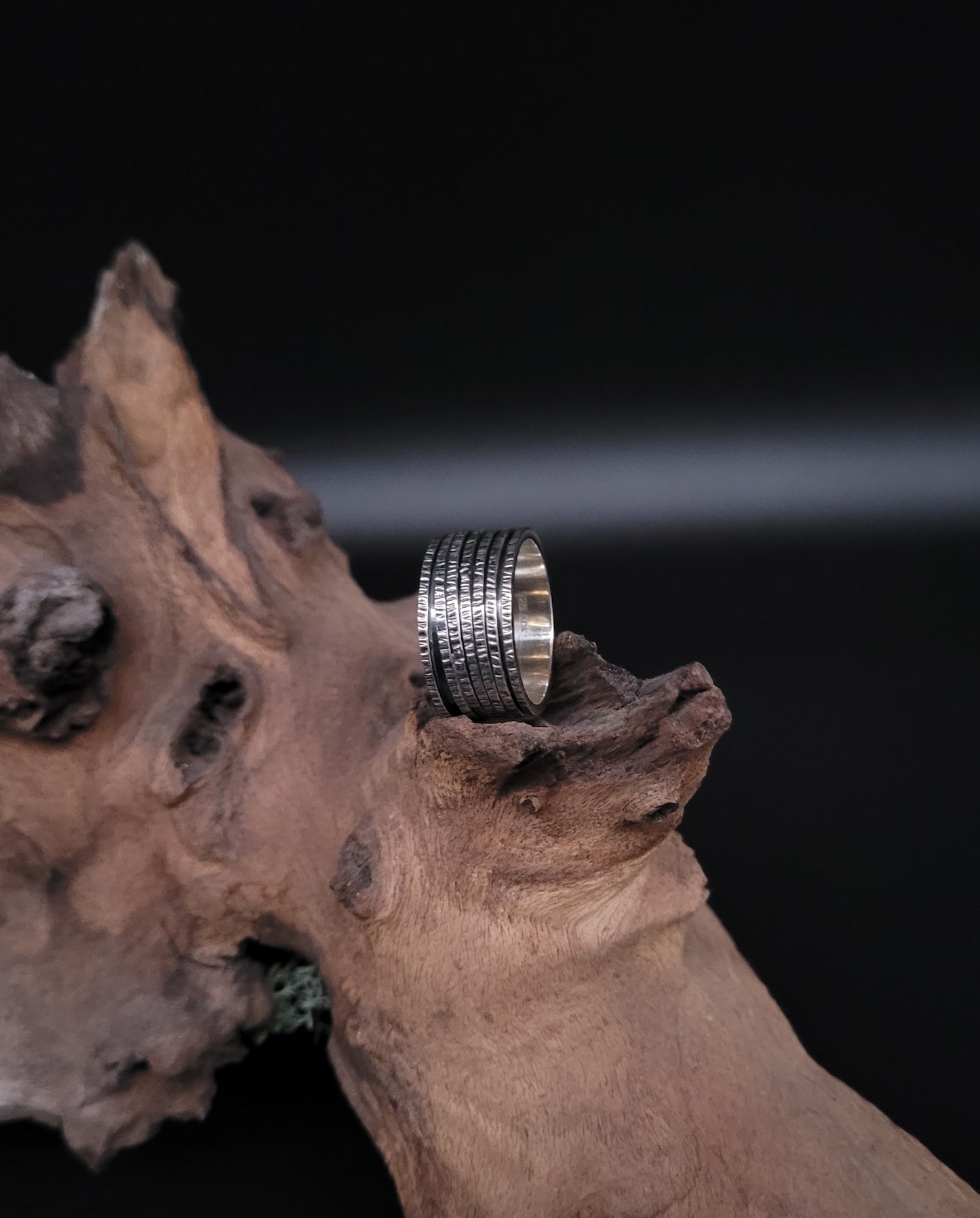 RS-1040 Silberring "gehämmert" mit drehbaren Innenringen