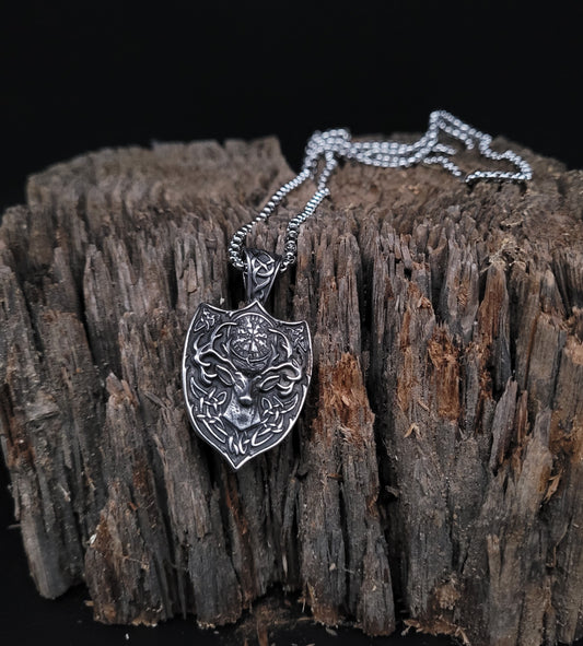 HKE-1007 Edelstahlkette mit Anhänger "Hirsch"